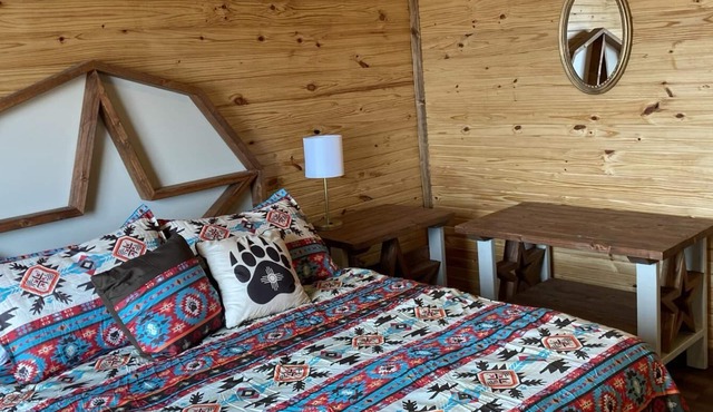 Cozy 2-bedroom cabin in Texas Panhandle