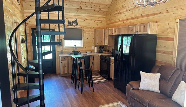Cozy 2-bedroom cabin near Greenbo Lake State Park, Deer Haven