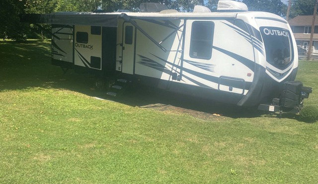 Cozy 2 bedroom Camper in Mill Hall near Fishing Creek, class A wild trout waters