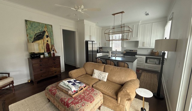 Cozy 2-bedroom Carriage house on the Ross Barnett Reservoir