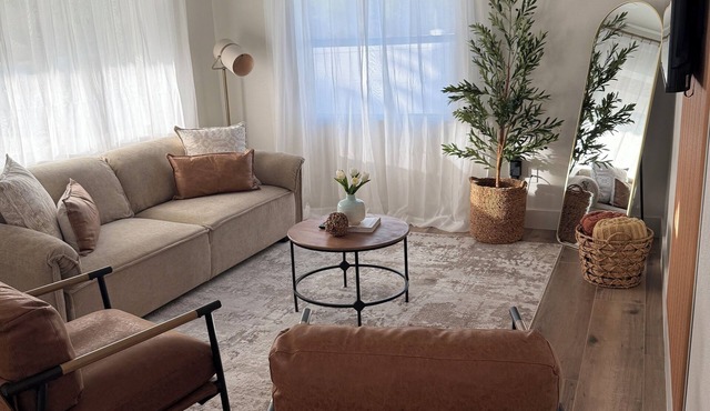 Cozy 2-bedroom casita, EV Charger, No cleaning fees.
