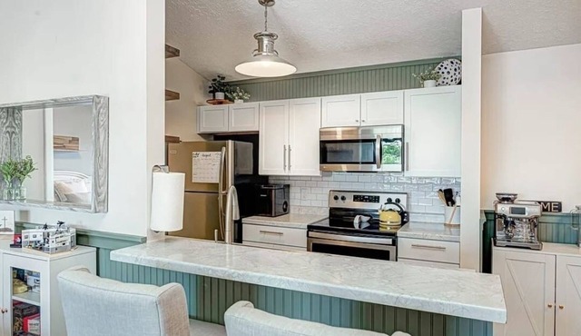 Cozy 2-bedroom,Close to Indy 500, International Airport, Bolt yard,Colt Stadium