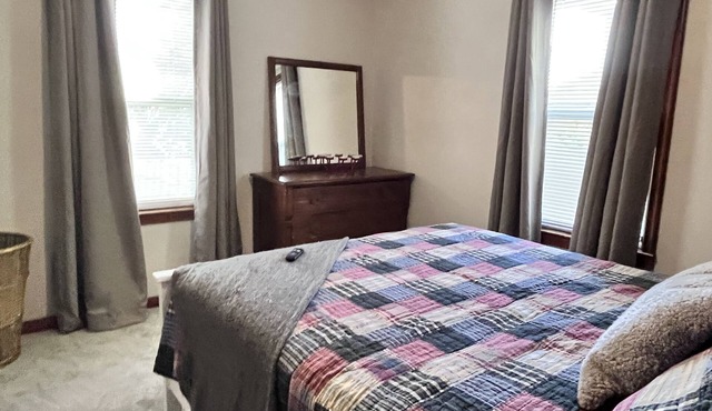 Cozy 2 Bedroom close to Cannon Valley Trail