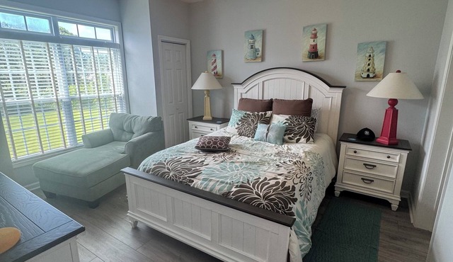 Cozy 2-bedroom condo with WiFi, AC in charming Little River