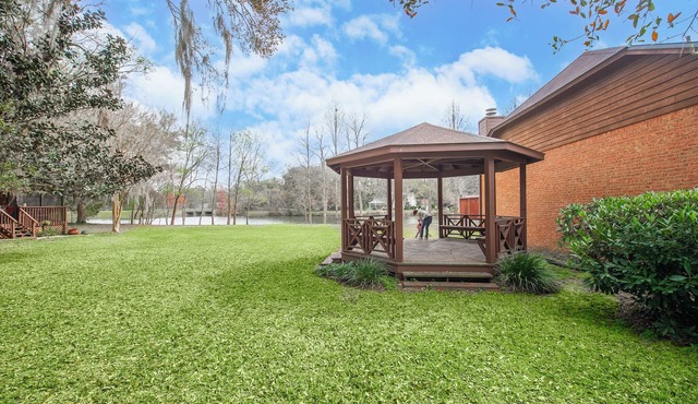 Cozy 2-bedroom condo with WiFi, AC in desirable N Tallahassee