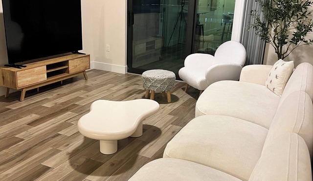 Cozy 2-bedroom condo in beautiful Davie