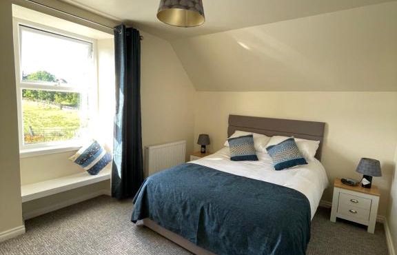 Cozy 2 bedroom cottage with log burner close to Loch Ken