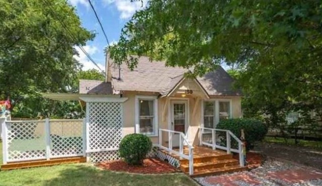 Cozy 2-bedroom cottage close to Canton Trade Days