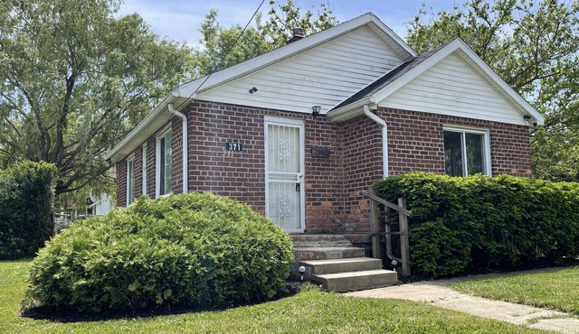 Cozy 2 Bedroom Home