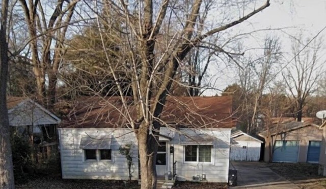 Cozy 2-bedroom house in welcoming Poplar Bluff