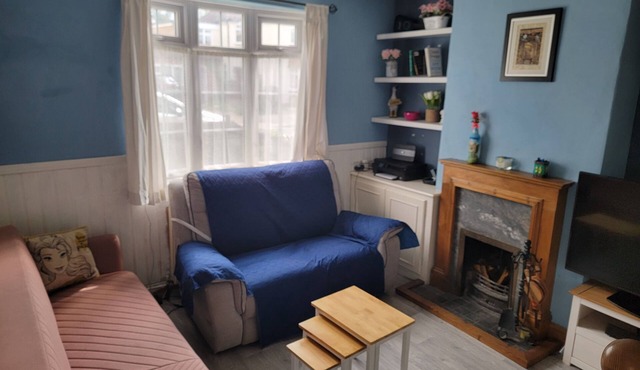 Cozy 2 bedroom house