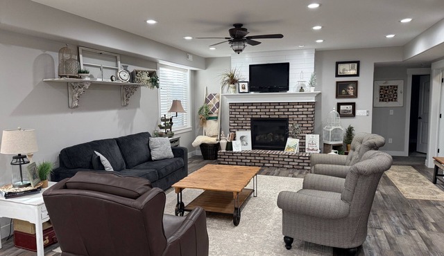 Cozy 2-bedroom house in serene Herriman with WiFi and AC