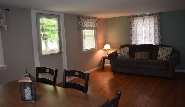 Cozy 2 Bedroom House