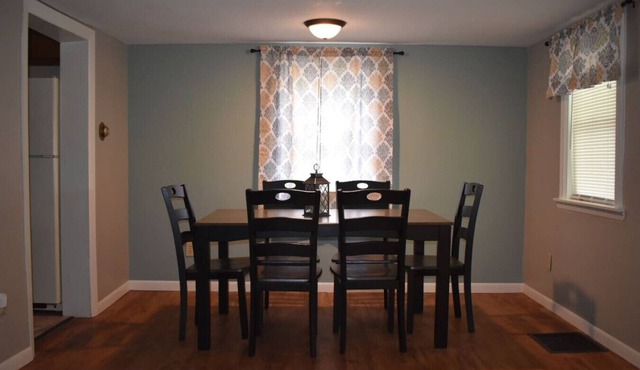 Cozy 2 Bedroom House