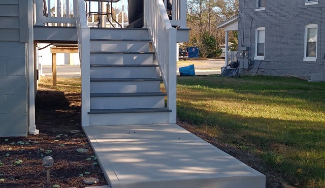 Cozy 2-bedroom house in lovely Crisfield with AC