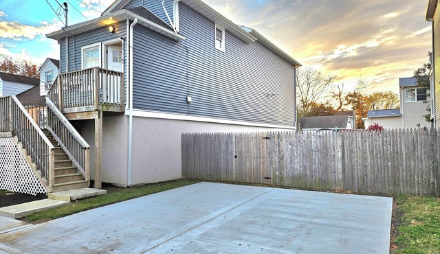 Cozy 2-bedroom house in wonderful Keansburg with AC