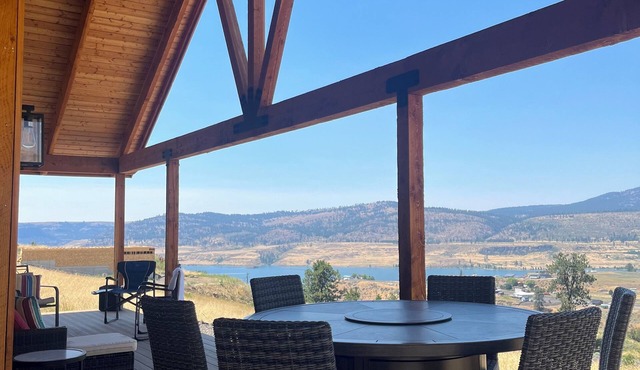 Cozy 2-bedroom house in phenomenal Seven Bays with AC, WiFi