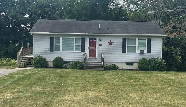 Cozy 2-bedroom house with AC near Letchworth State Park The Limestone House
