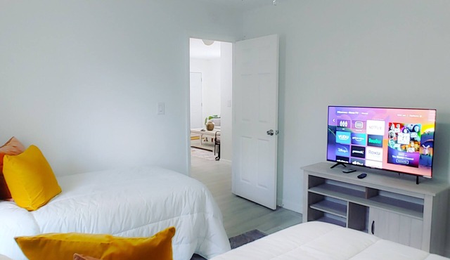 Cozy 2-Bedroom in Miami. Near Everything