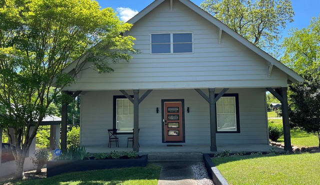 Cozy 2-bedroom Mid Century Modern house in Great Falls