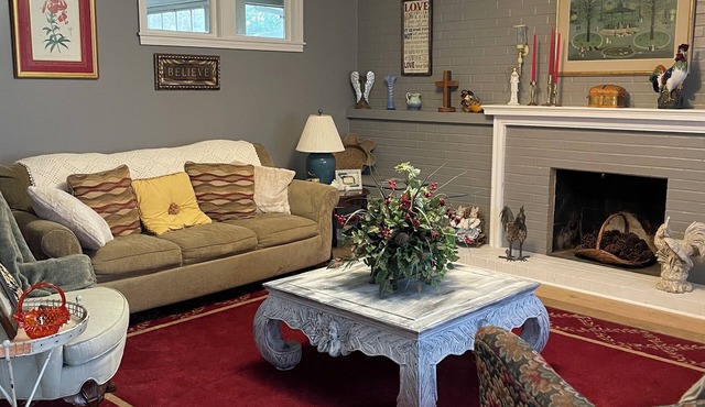 Cozy 2-bedroom studio with WiFi, AC in adorable Waycross