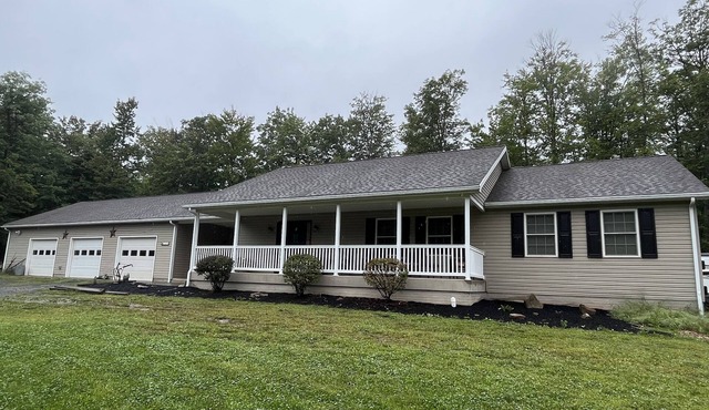 Cozy 2 bedroom suite with private entrance and continental breakfast.