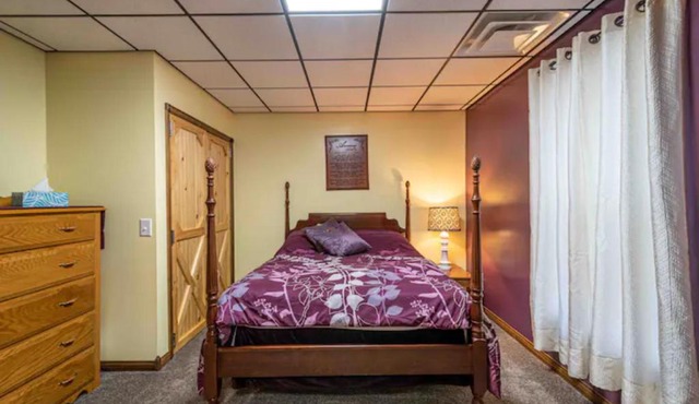 Cozy 2-bedroom suite with an updated kitchen.