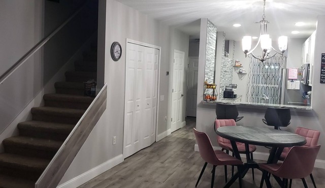 Cozy 2-bedroom townhome in gated community