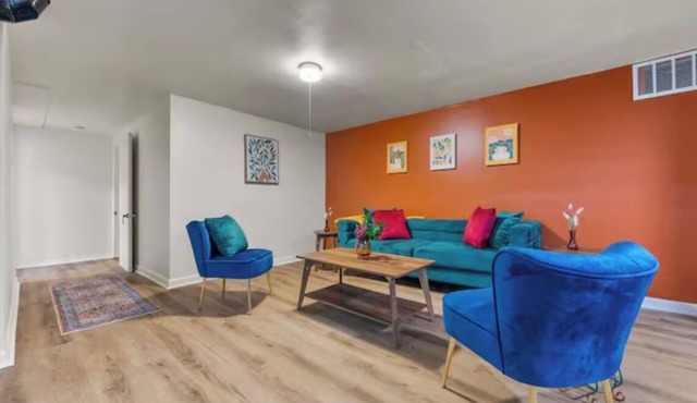 Cozy 2-BR Home w/Parking & High-Speed Wi-Fi