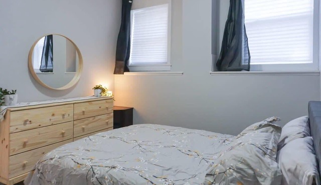 Cozy 2 Br in Uptown Saint John Location Coffee