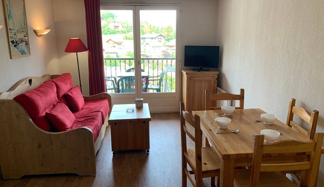 Cozy 2-room apt, 4 ppl, pets allowed, near cable cars