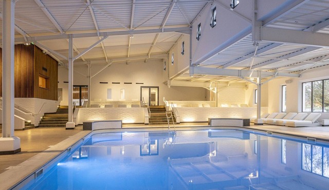 Cozy 2-Person Stay Near Thermal Spa