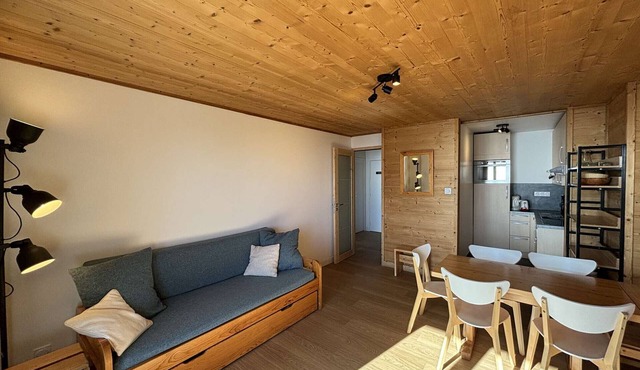 Cozy 2-Room Apartment for 6 with Balcony, Close to Lift - Alpe d'Huez