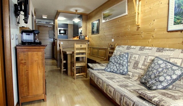 Cozy 2-Room Apartment for 6, Ski-in/Ski-out, South-Facing Balcony - L'Alpe d'Huez