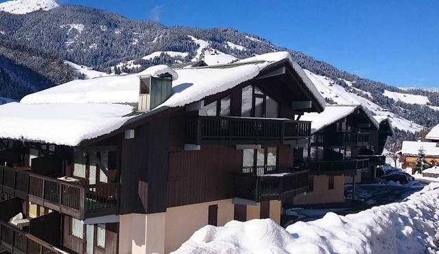 Cozy 27m² Studio with Mezzanine in Beaufort—WIFI, Balcony, Close to Skiing & Shops