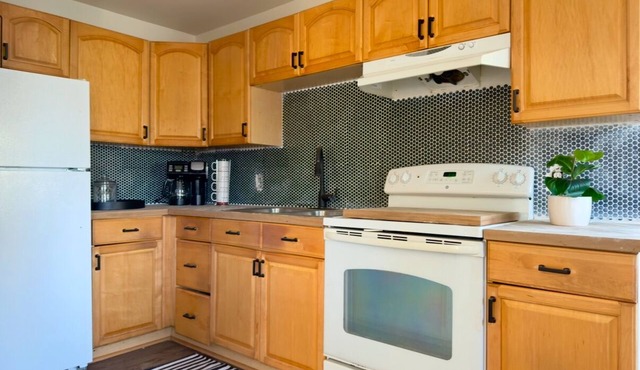 Cozy 2B/1B Casita Vienna in Salem