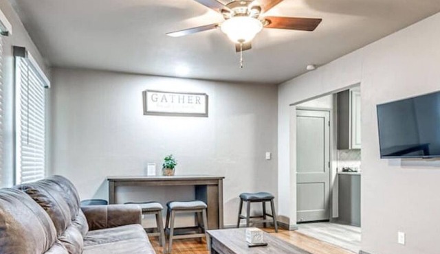 Cozy 2B/1B Retreat: Heart Of MWC