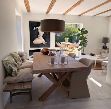 Cozy 2B villa close to ocean & airport