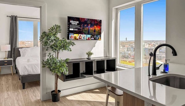 Cozy 2BD Apt | Fishtown | Gym