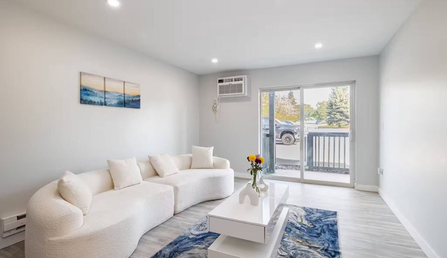 Cozy 2bed/2bath apartment for your ski retreat vacation! Arvada Court Apartment