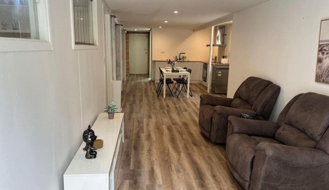 Cozy 2Beds Studio witch Kitchen Laundry near Zoo and Mall