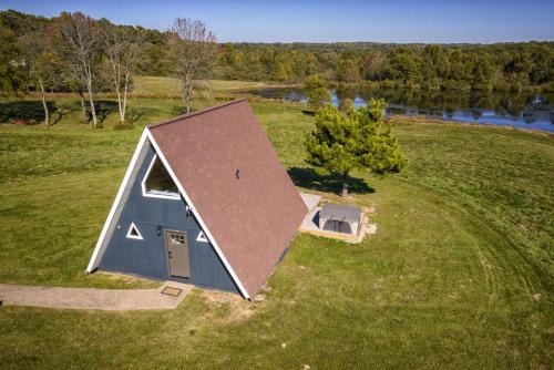 Cozy 2BR A-Frame Cabin w Hot Tub & Lake Views