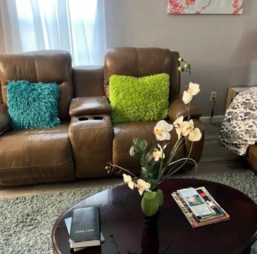Cozy 2BR Apartment Near FSU,FAMU & Hospitals Ideal for Nurses & Profesionals