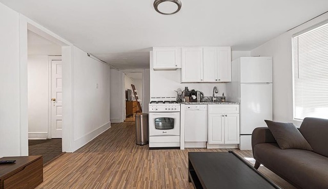 Cozy 2BR By the Beachside