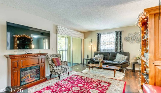 COZY 2BR Condo with Pool bike-trail near lake beach fireplace SAFE community