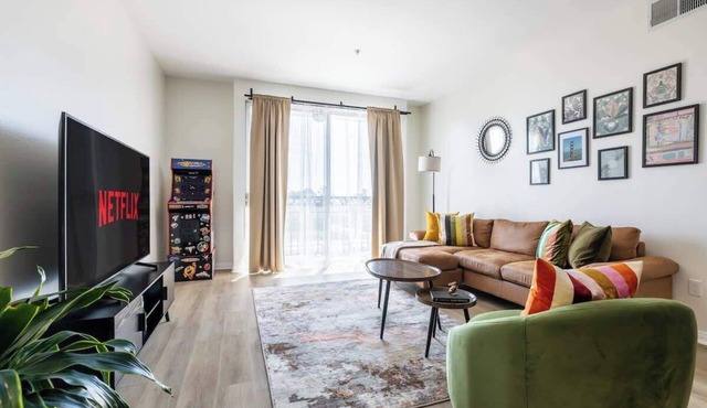 Cozy 2BR Escape in MarinaDelRey!Free Parking&Pool