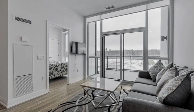 Cozy 2BR Highpoint located at the Friday Harbour