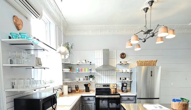 Cozy 2BR Loft in Downtown Charleston, IL