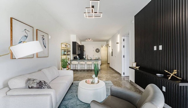 Cozy 2BR Near FLL Airport, Dania Beach & Pointe