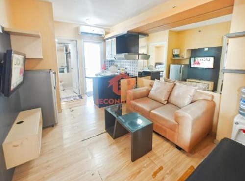 Cozy 2BR Pramuka APT pool&Wi-Fi